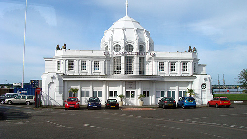 Teil des alten berseepiers in Southampton, von dem auch die Titanic auslief.